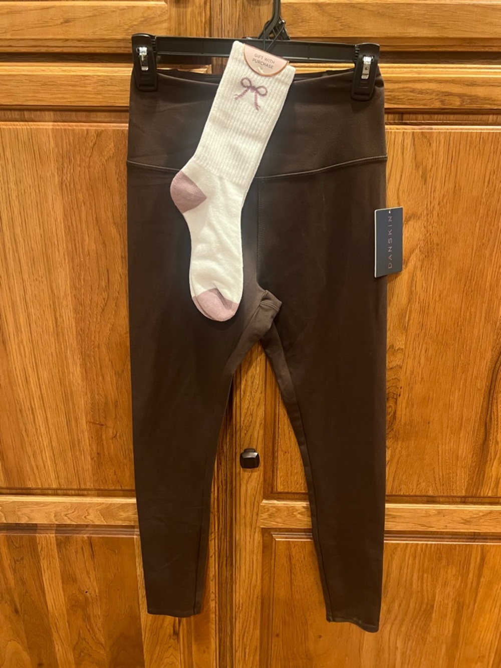 SMALL Danskin High Rise Espresso Leggings With Pink And White Bow Socks